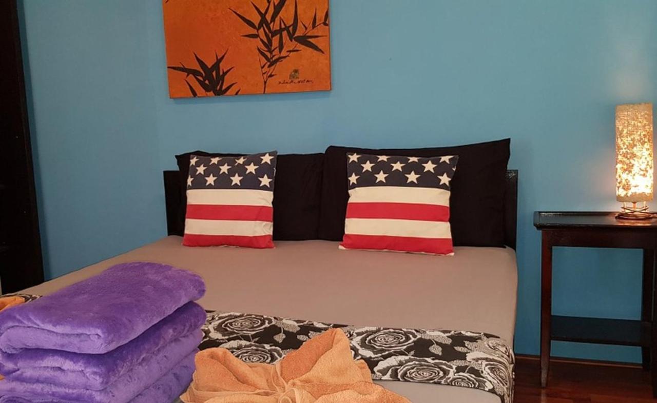Zone6 Coworking Beach Apartment Old 2W Beach Hostel, Koh Samui بوفوت المظهر الخارجي الصورة